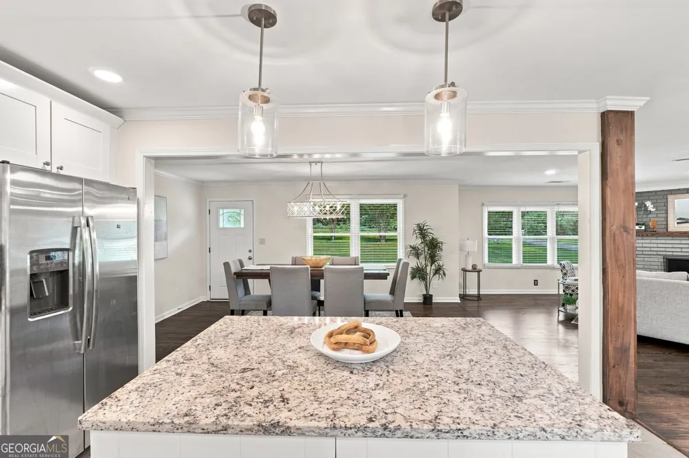 4691 Roberta CIR Austell, GA 30106