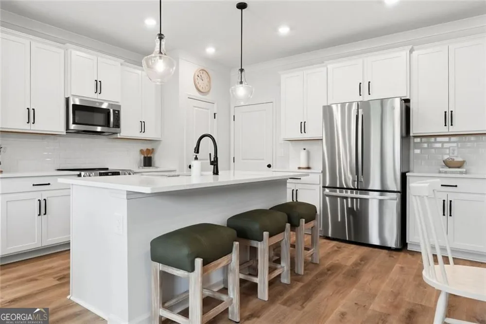 411 Summit View LN Jasper, GA 30143