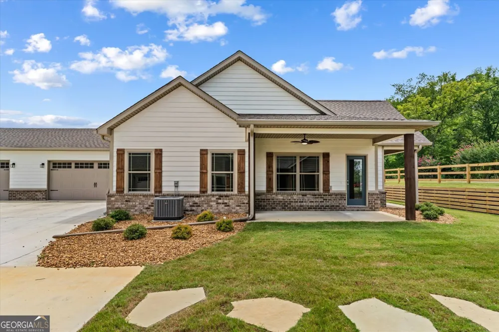 92 Maddox LN Chatsworth, GA 30705