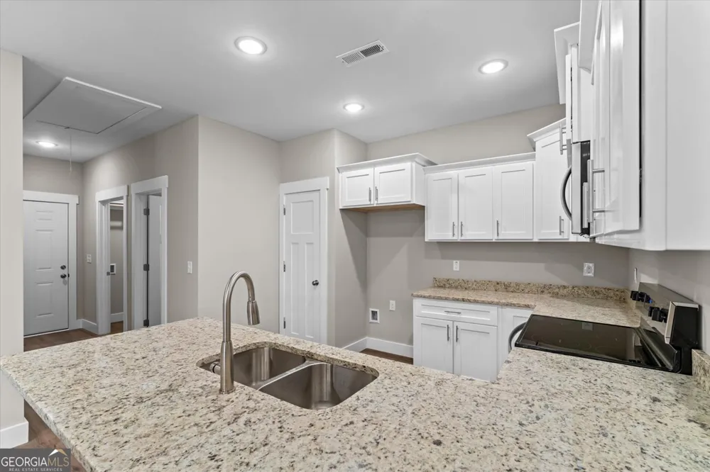 92 Maddox LN Chatsworth, GA 30705