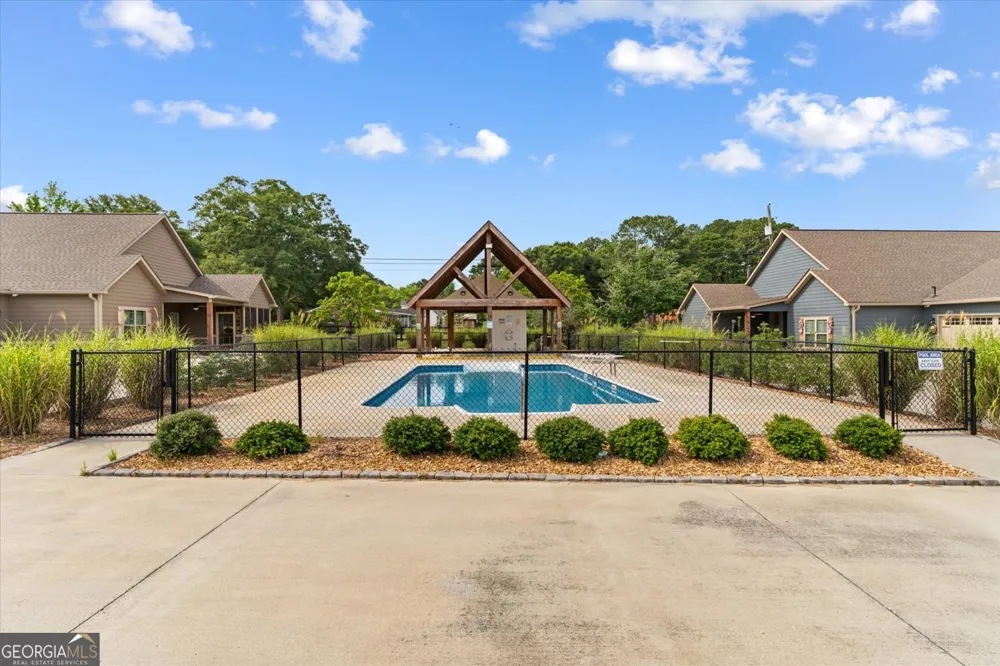 92 Maddox LN Chatsworth, GA 30705
