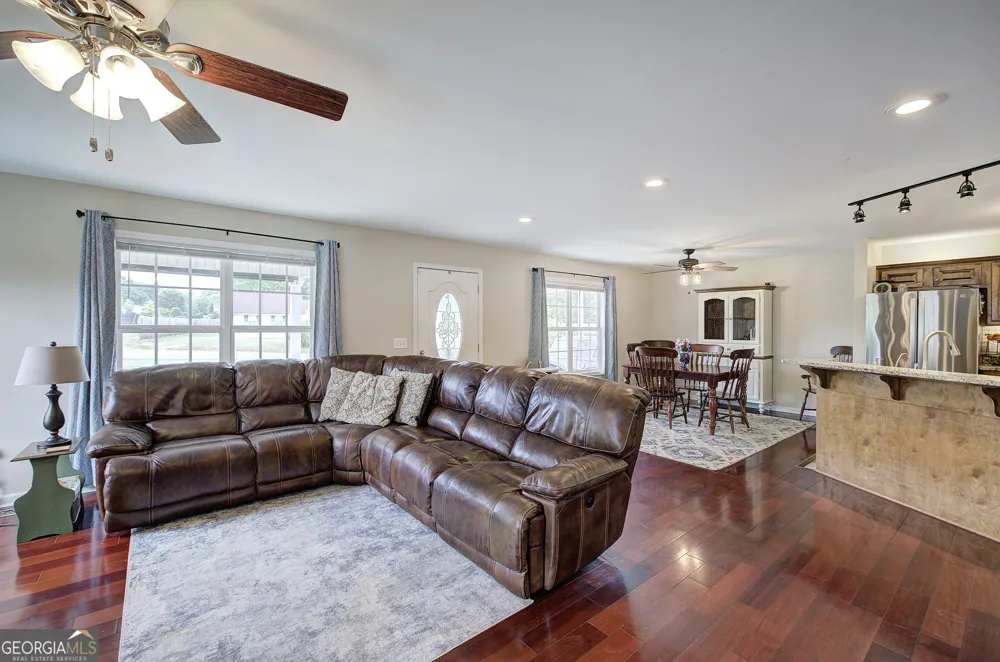 480 Beason RD SE Calhoun, GA 30701