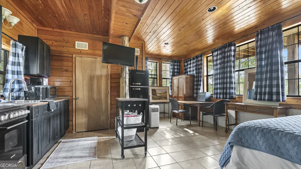 109 High Bluff RD Baxley, GA 31513