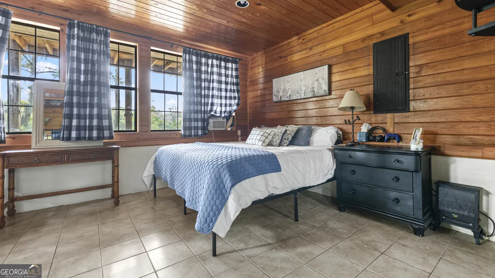 109 High Bluff RD Baxley, GA 31513