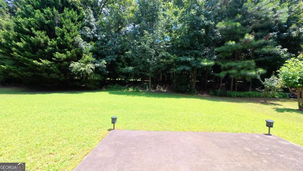 135 Friars Head DR Suwanee, GA 30024