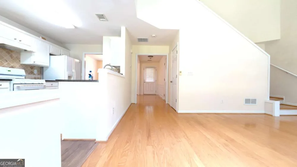 135 Friars Head DR Suwanee, GA 30024