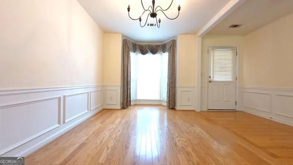 135 Friars Head DR Suwanee, GA 30024