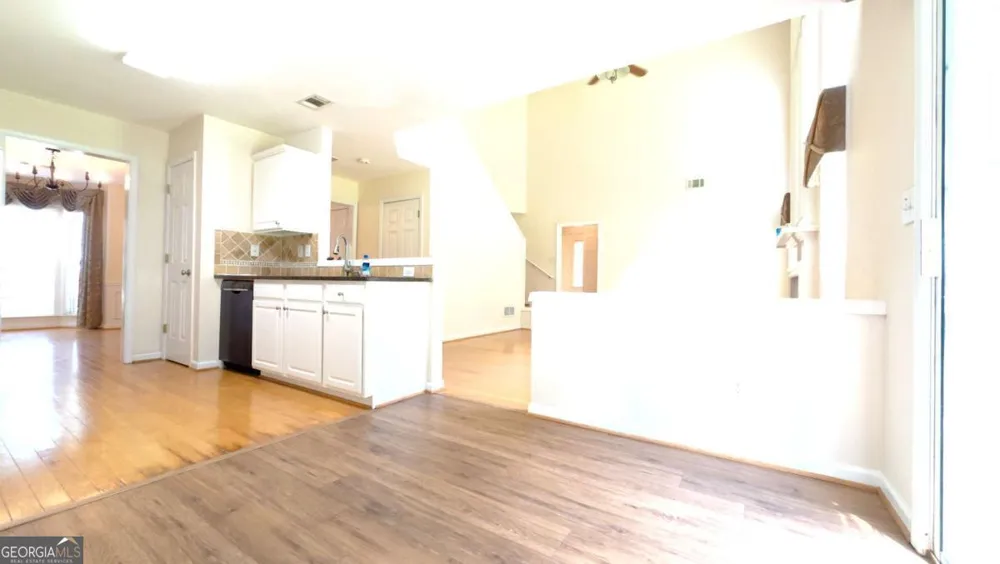 135 Friars Head DR Suwanee, GA 30024