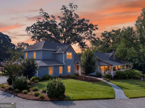 1111 Bakers Bridge RD