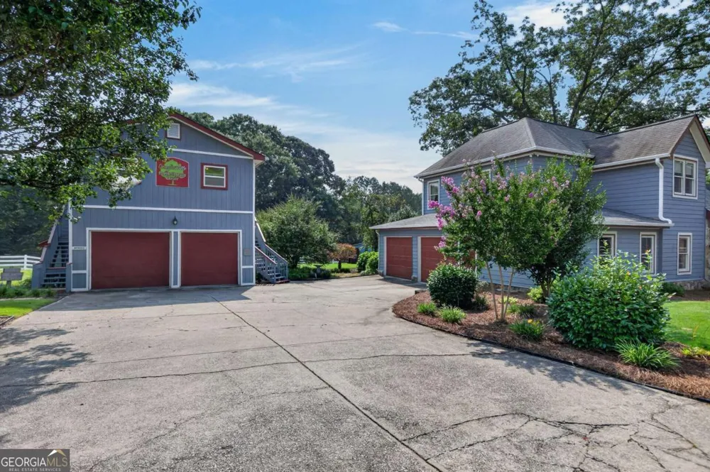 1111 Bakers Bridge RD Douglasville, GA 30134