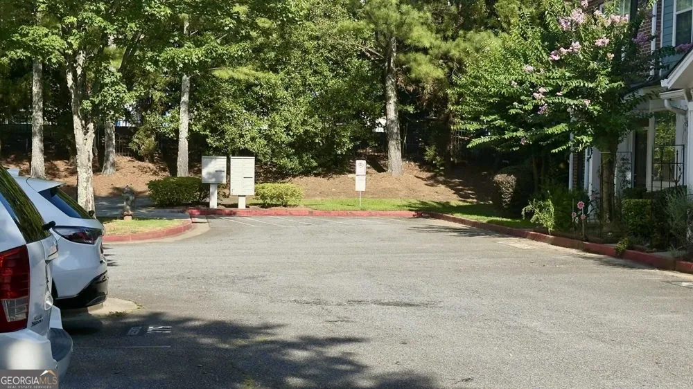 369 Pine Hill PL Norcross, GA 30093