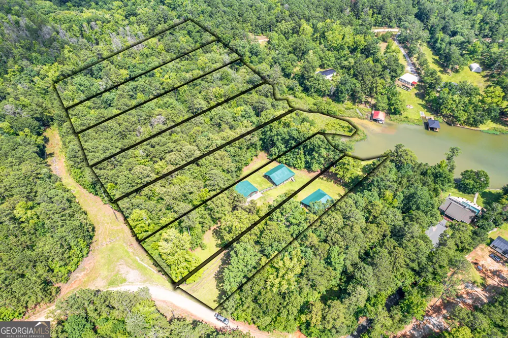 671/673 Pine Lake DR Sparta, GA 31087