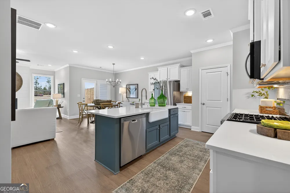 1130 Bartlett TRCE Suwanee, GA 30024