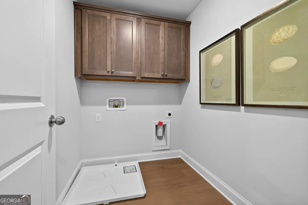 1130 Bartlett TRCE Suwanee, GA 30024