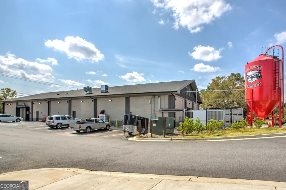 1130 Bartlett TRCE Suwanee, GA 30024