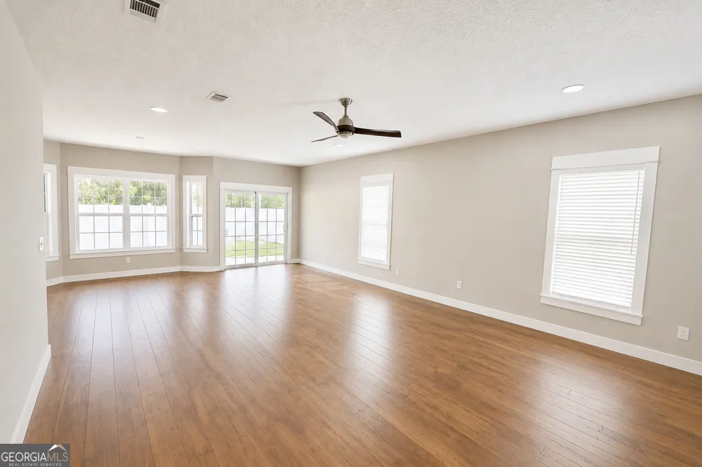 303 Overlook BND Kingsland, GA 31548