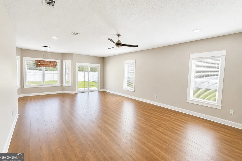 303 Overlook BND Kingsland, GA 31548