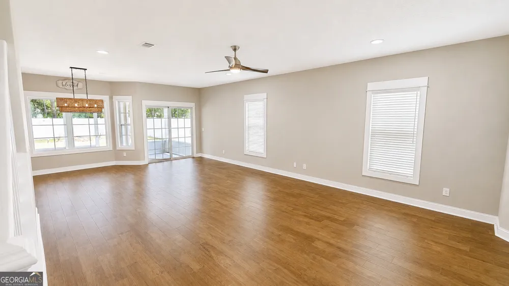 303 Overlook BND Kingsland, GA 31548