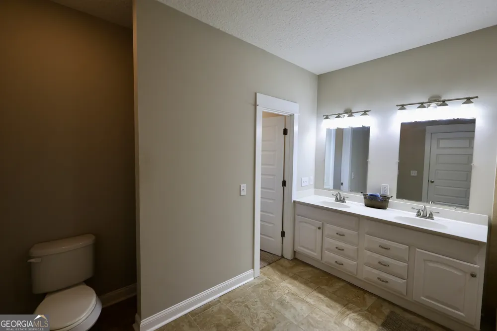 303 Overlook BND Kingsland, GA 31548