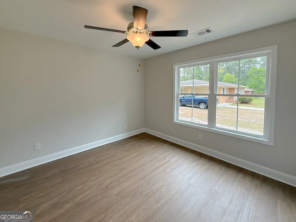 513 Pleasant Point RD Statesboro, GA 30458