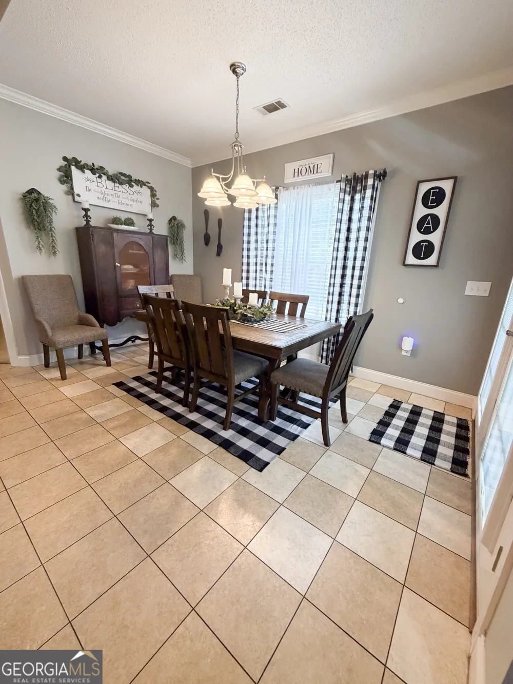 902 Nathan CT Vidalia, GA 30474