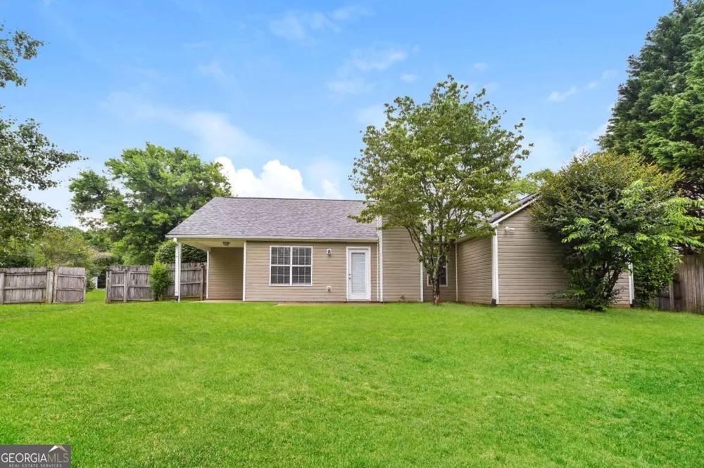 1525 Julianna DR Loganville, GA 30052