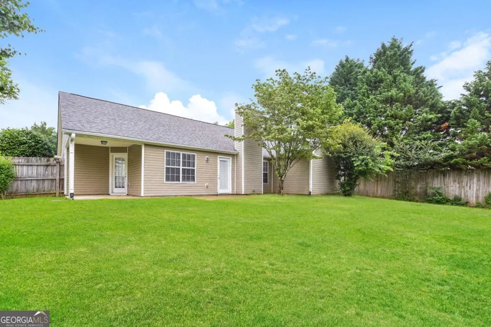 1525 Julianna DR Loganville, GA 30052