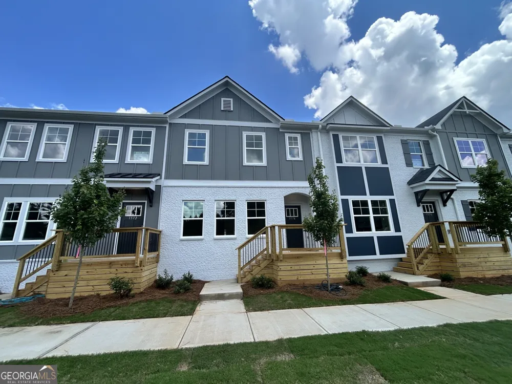 1574 Salem DR Conyers, GA 30013