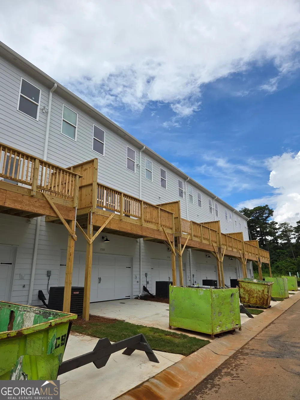 1574 Salem DR Conyers, GA 30013