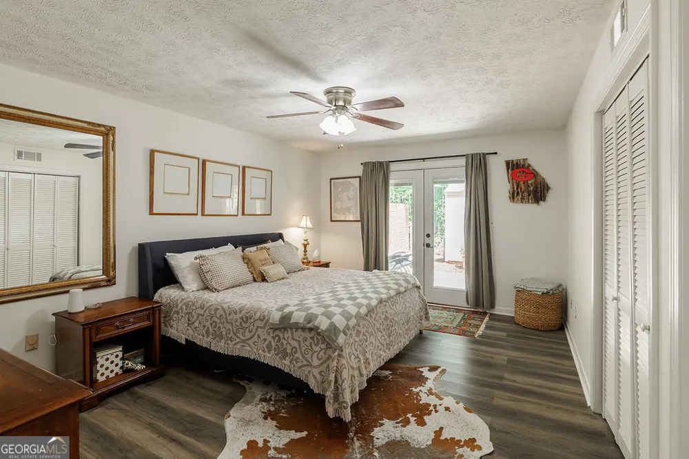 220 Eaglewood CT Athens, GA 30606