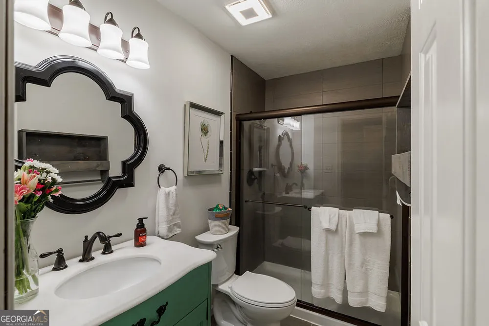 220 Eaglewood CT Athens, GA 30606