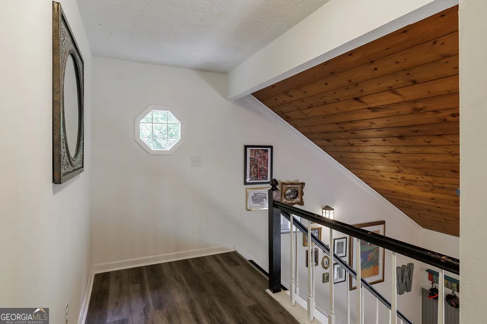 220 Eaglewood CT Athens, GA 30606