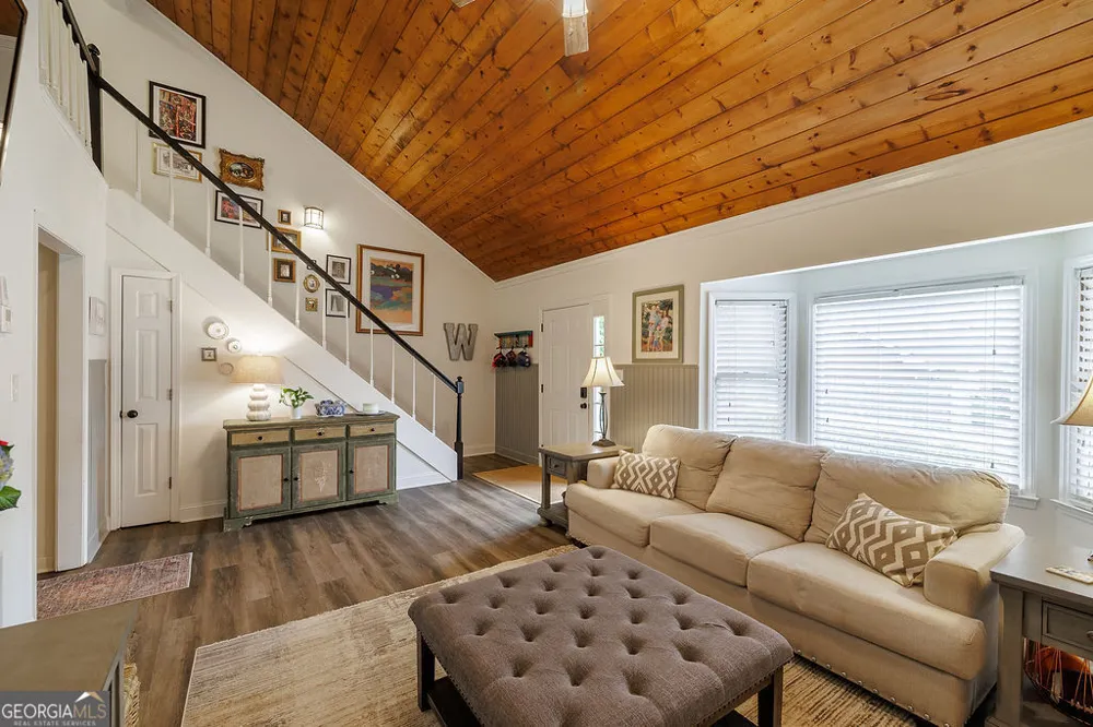 220 Eaglewood CT Athens, GA 30606