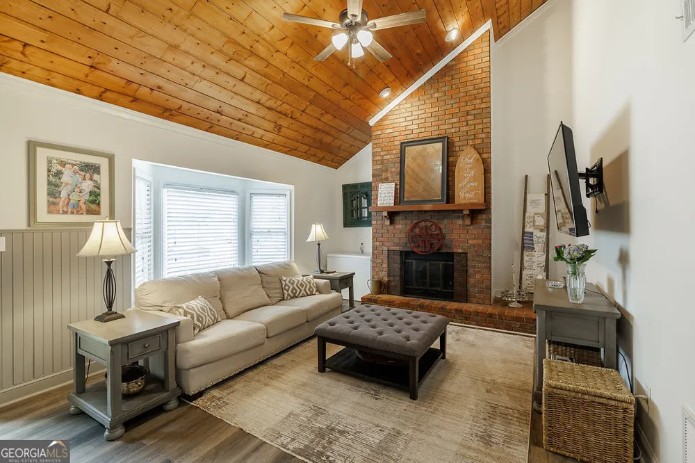 220 Eaglewood CT Athens, GA 30606