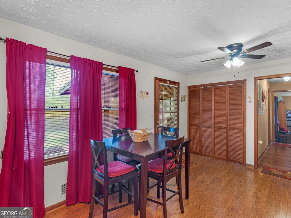 2037 Hampton Locust Grove RD Locust Grove, GA 30248