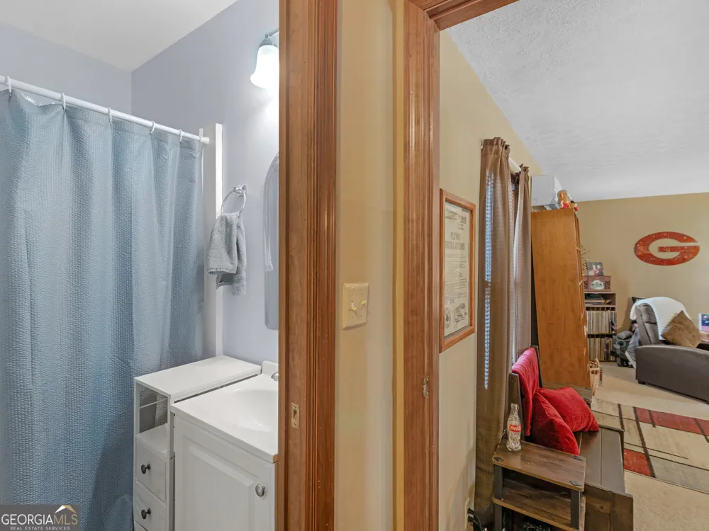 2037 Hampton Locust Grove RD Locust Grove, GA 30248