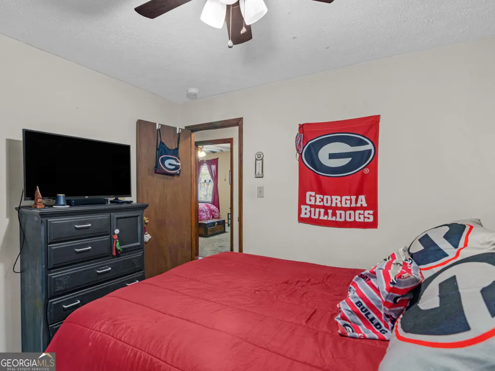 2037 Hampton Locust Grove RD Locust Grove, GA 30248