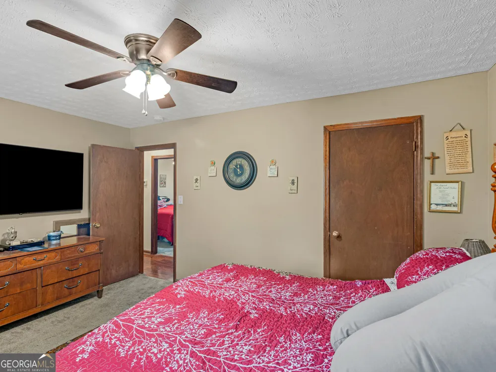 2037 Hampton Locust Grove RD Locust Grove, GA 30248