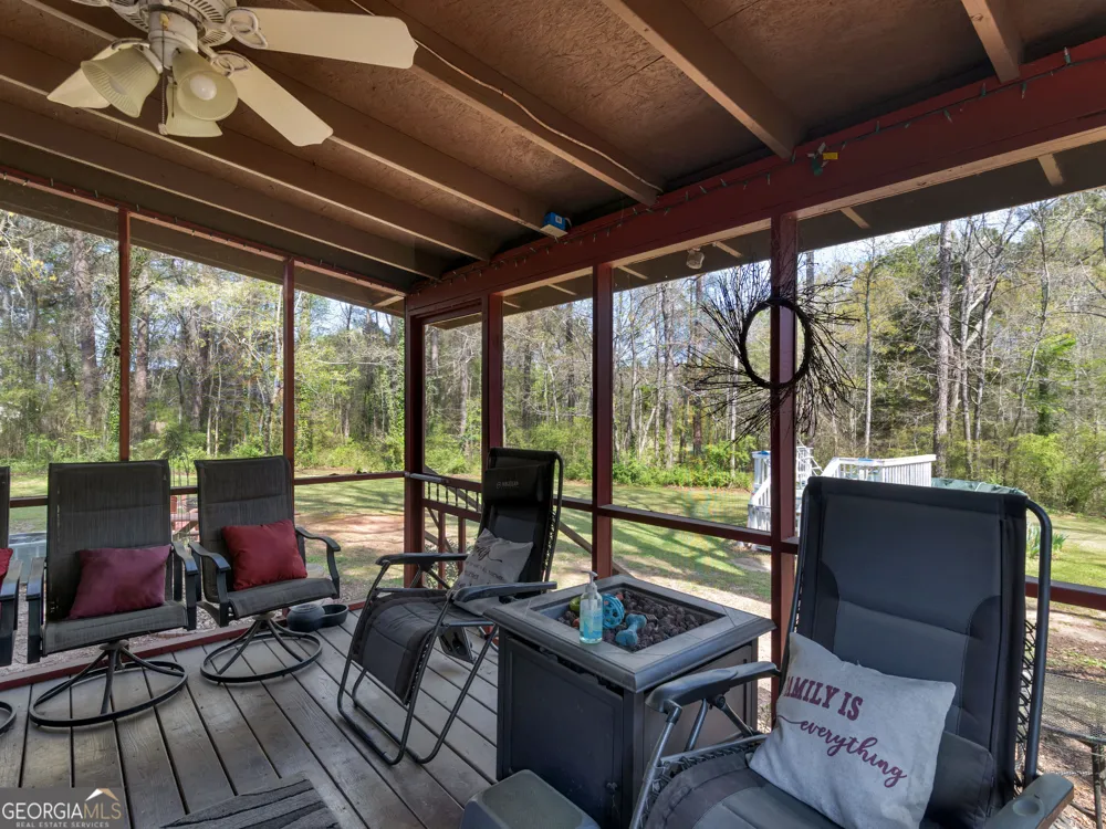 2037 Hampton Locust Grove RD Locust Grove, GA 30248