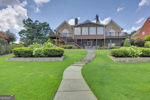 921 Yancey RD