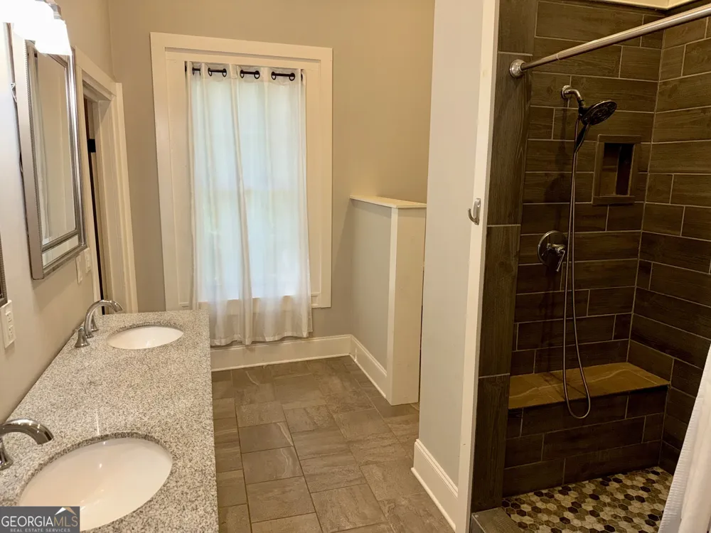 3433 Ruckersville RD Elberton, GA 30635