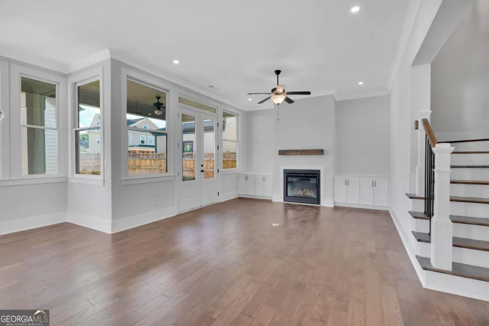 1356 Flora DR Conyers, GA 30094