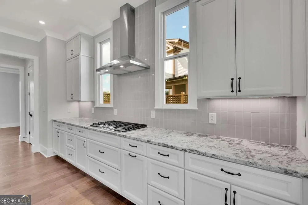 1356 Flora DR Conyers, GA 30094