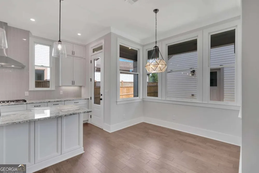 1356 Flora DR Conyers, GA 30094