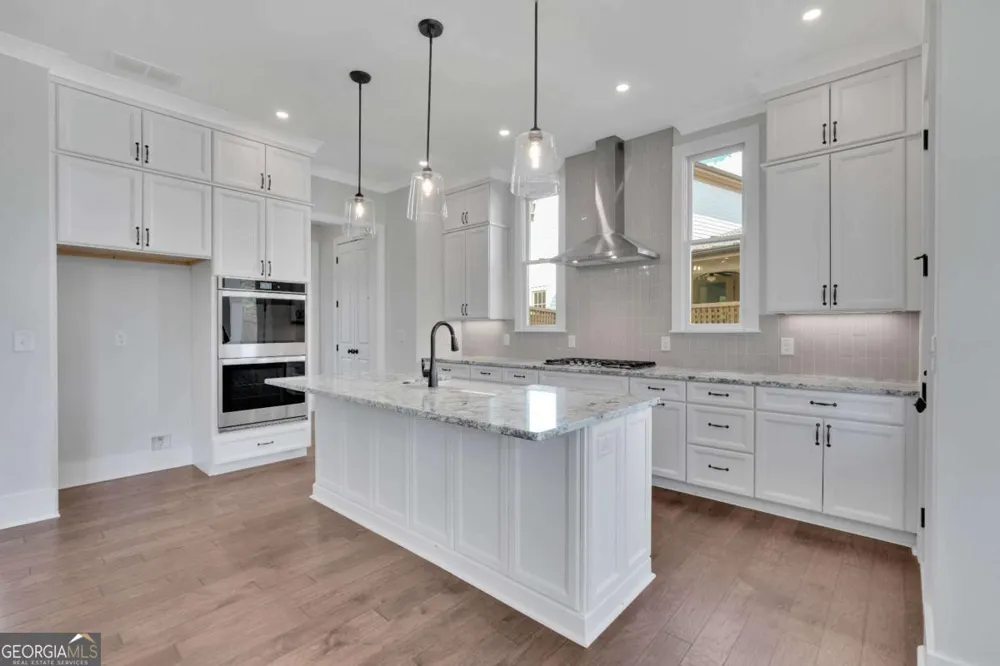 1356 Flora DR Conyers, GA 30094