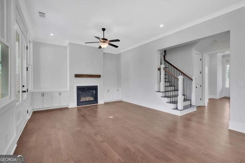 1356 Flora DR Conyers, GA 30094