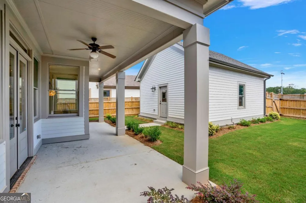 1356 Flora DR Conyers, GA 30094