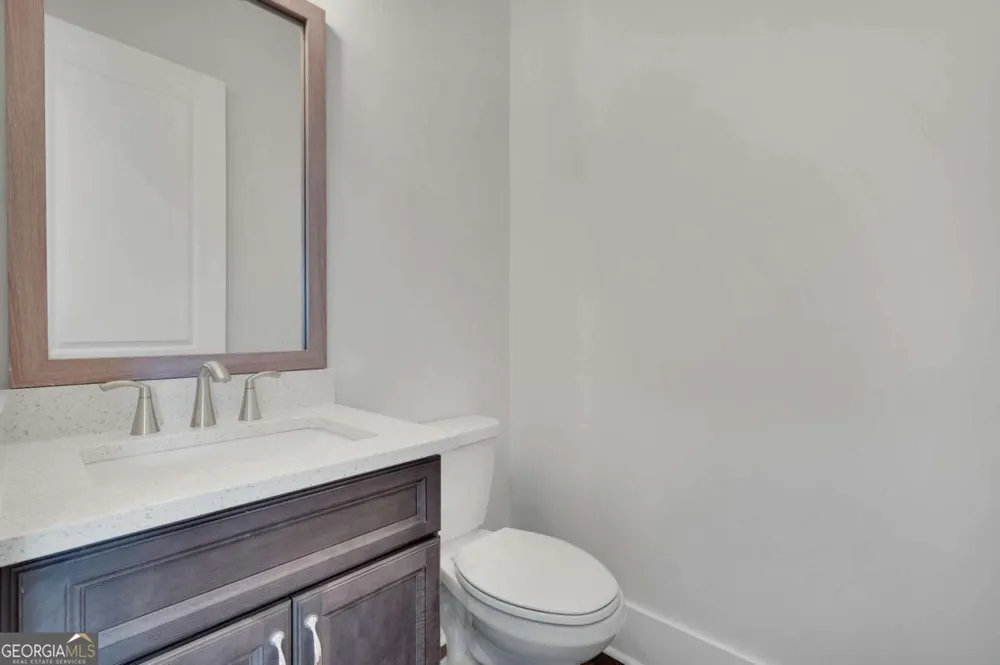 1356 Flora DR Conyers, GA 30094
