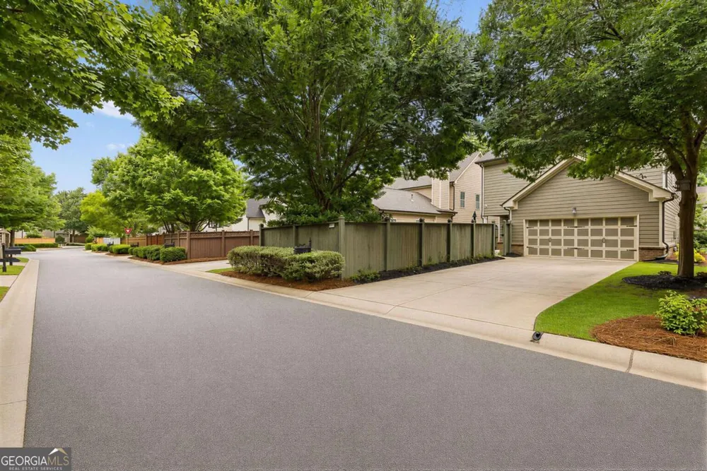3541 S Sherwood RD SE Smyrna, GA 30082