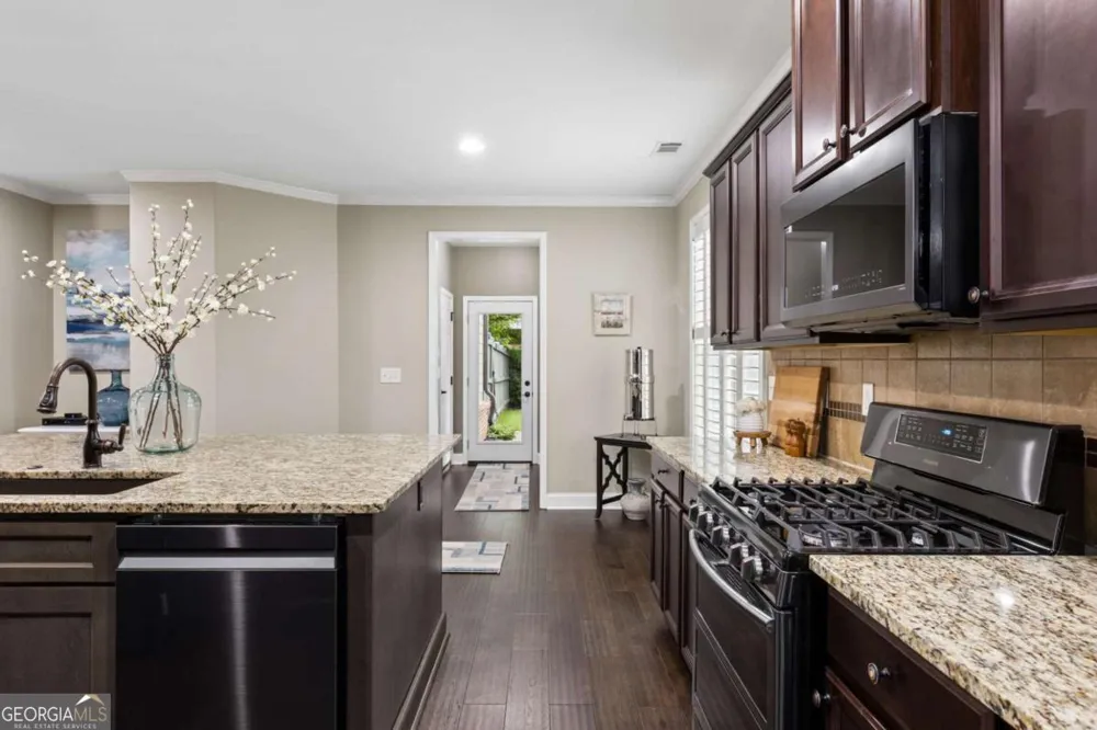 3541 S Sherwood RD SE Smyrna, GA 30082